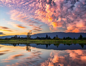 拉脱维亚队零封对手,稳立不败